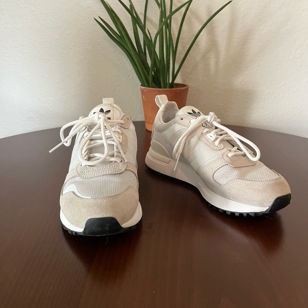 Adidas ZX 700 HD